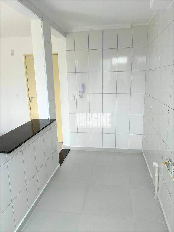 Apartamento à venda com 2 quartos, 50m² - Foto 4