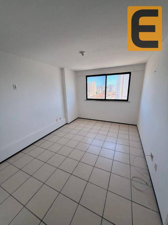 Apartamento à venda com 2 quartos, 87m² - Foto 11