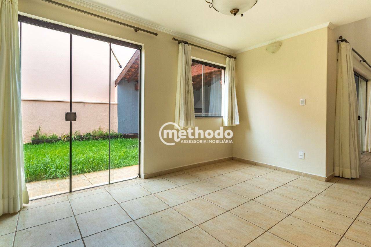 Casa à venda com 4 quartos, 268m² - Foto 4