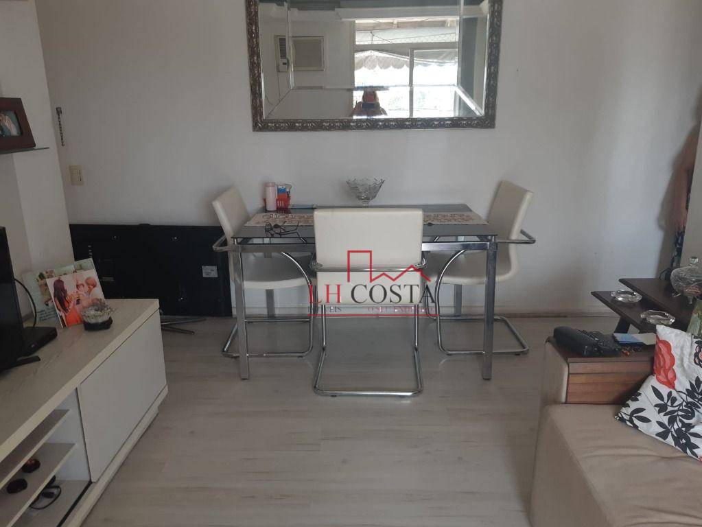 Apartamento à venda com 2 quartos, 70m² - Foto 7