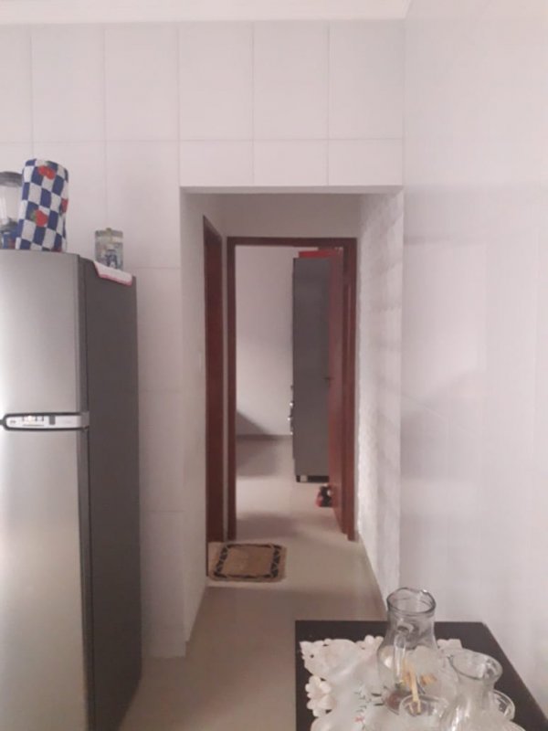 Casa à venda com 2 quartos, 60m² - Foto 6