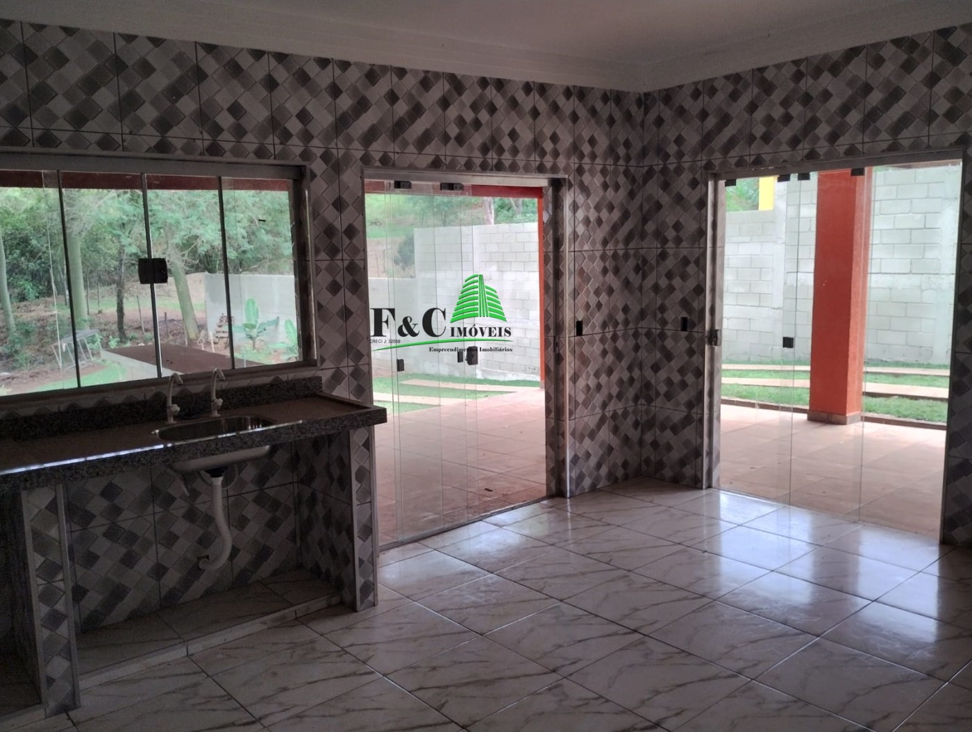Chácara à venda com 2 quartos, 1000m² - Foto 9