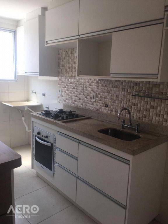 Apartamento à venda com 2 quartos, 50m² - Foto 1