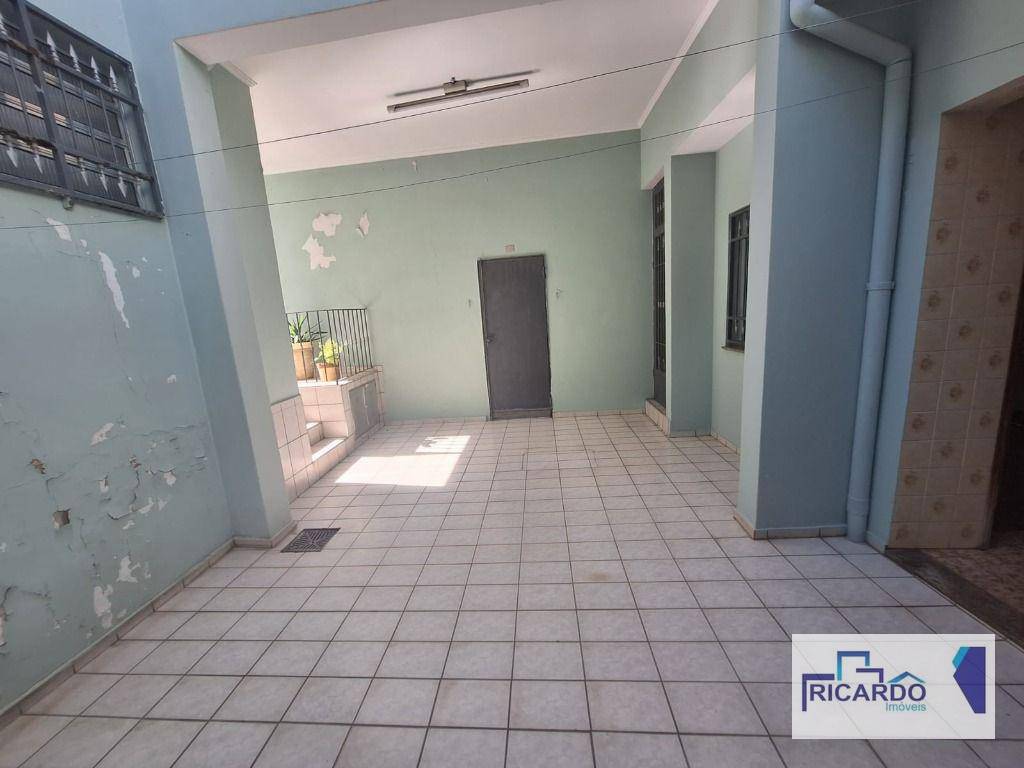 Sobrado à venda com 5 quartos, 238m² - Foto 26