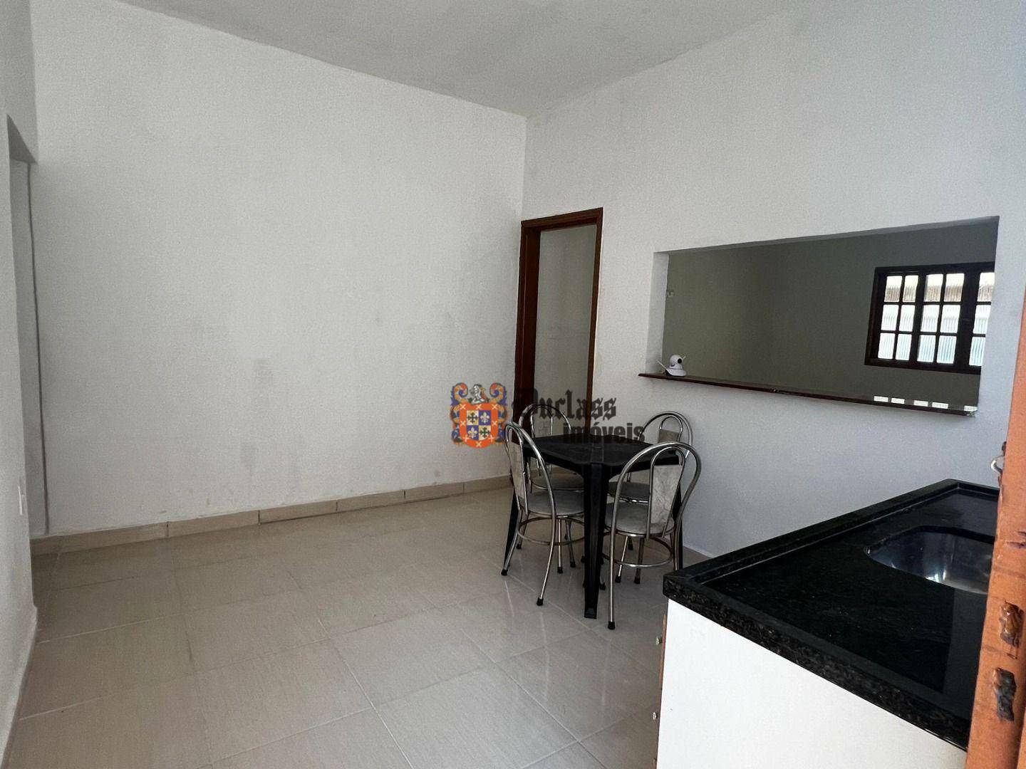 Casa à venda com 2 quartos, 141m² - Foto 2