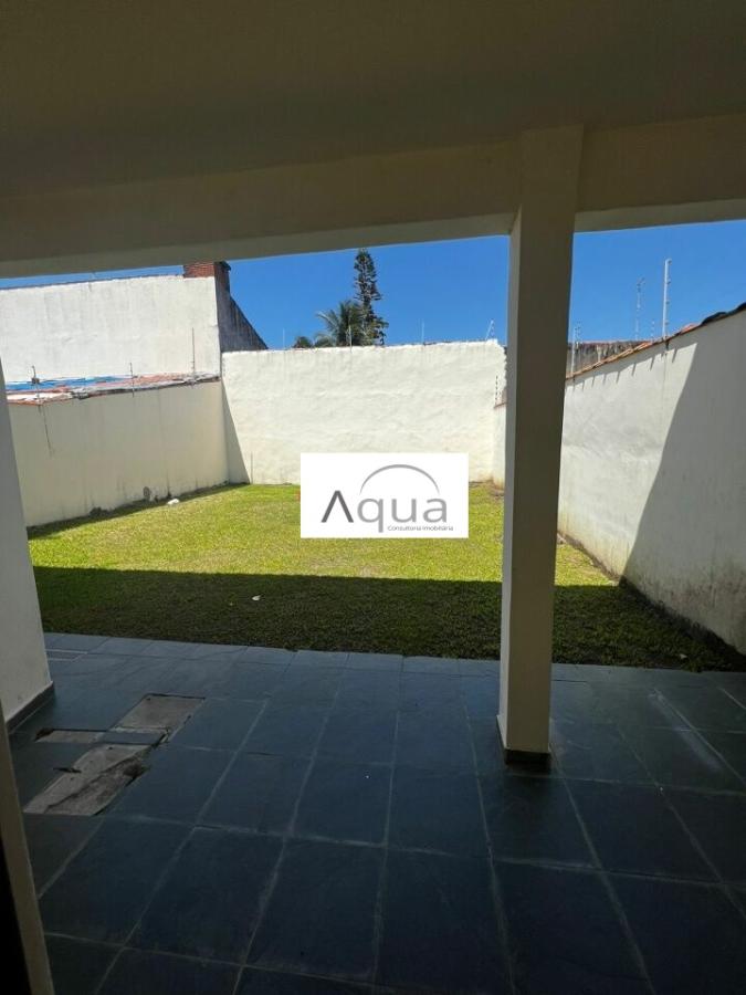 Casa à venda com 3 quartos, 300m² - Foto 26