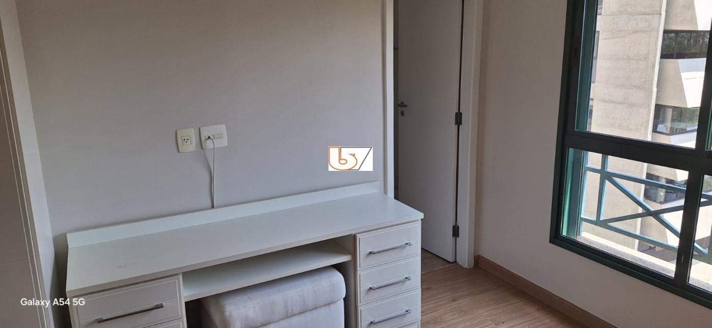 Apartamento para alugar com 3 quartos, 90m² - Foto 13