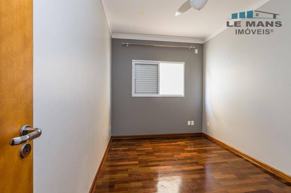 Casa de Condomínio à venda com 3 quartos, 150m² - Foto 2