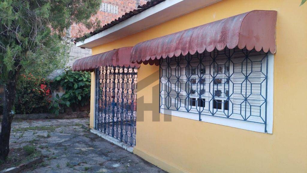 Casa, 3 quartos, 223 m² - Foto 2