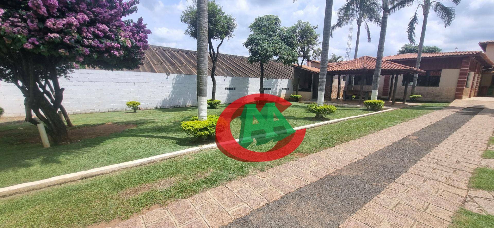 Chácara à venda com 4 quartos, 400m² - Foto 3