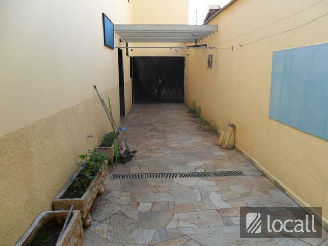 Casa à venda com 3 quartos, 260m² - Foto 25