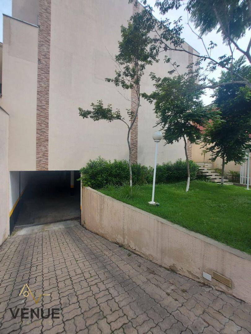 Sobrado à venda com 3 quartos, 200m² - Foto 3