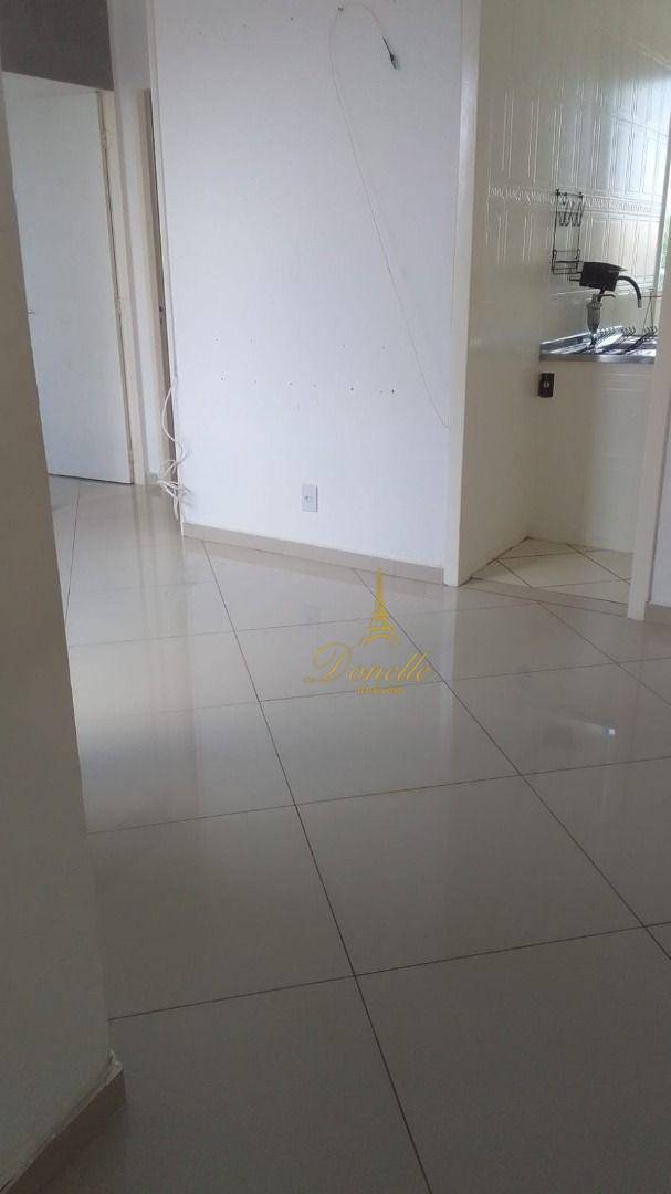 Apartamento para alugar com 2 quartos, 56m² - Foto 4