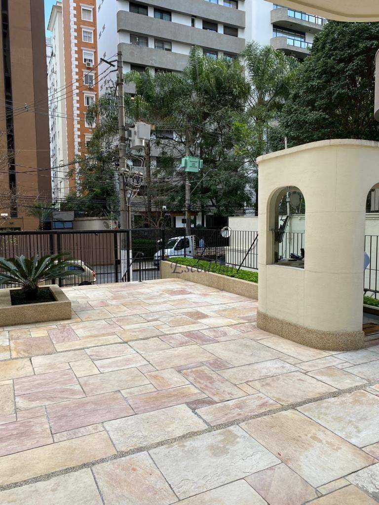 Apartamento à venda com 3 quartos, 198m² - Foto 4