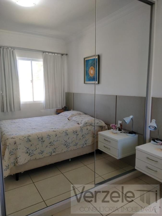 Apartamento à venda com 2 quartos, 65m² - Foto 16