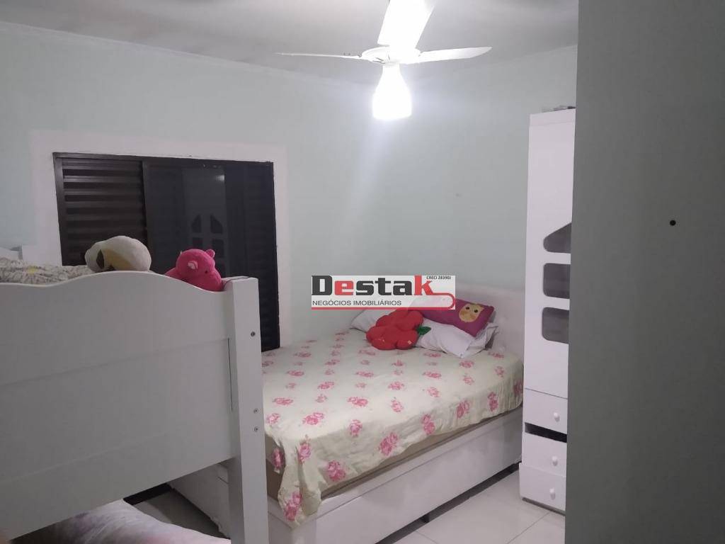 Sobrado à venda com 2 quartos, 117m² - Foto 18