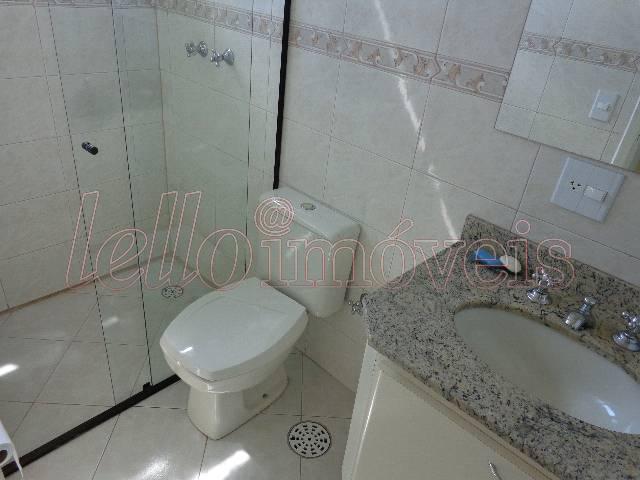 Apartamento para alugar com 3 quartos, 125m² - Foto 22