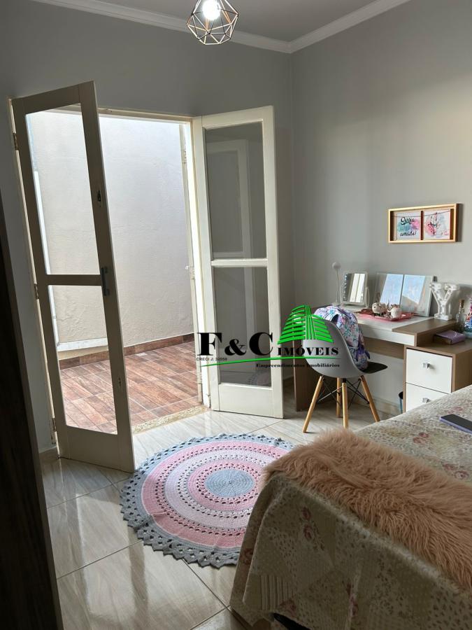 Casa à venda com 3 quartos, 265m² - Foto 19