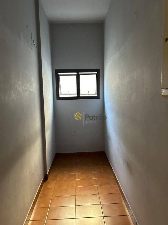 Apartamento à venda com 3 quartos, 147m² - Foto 29