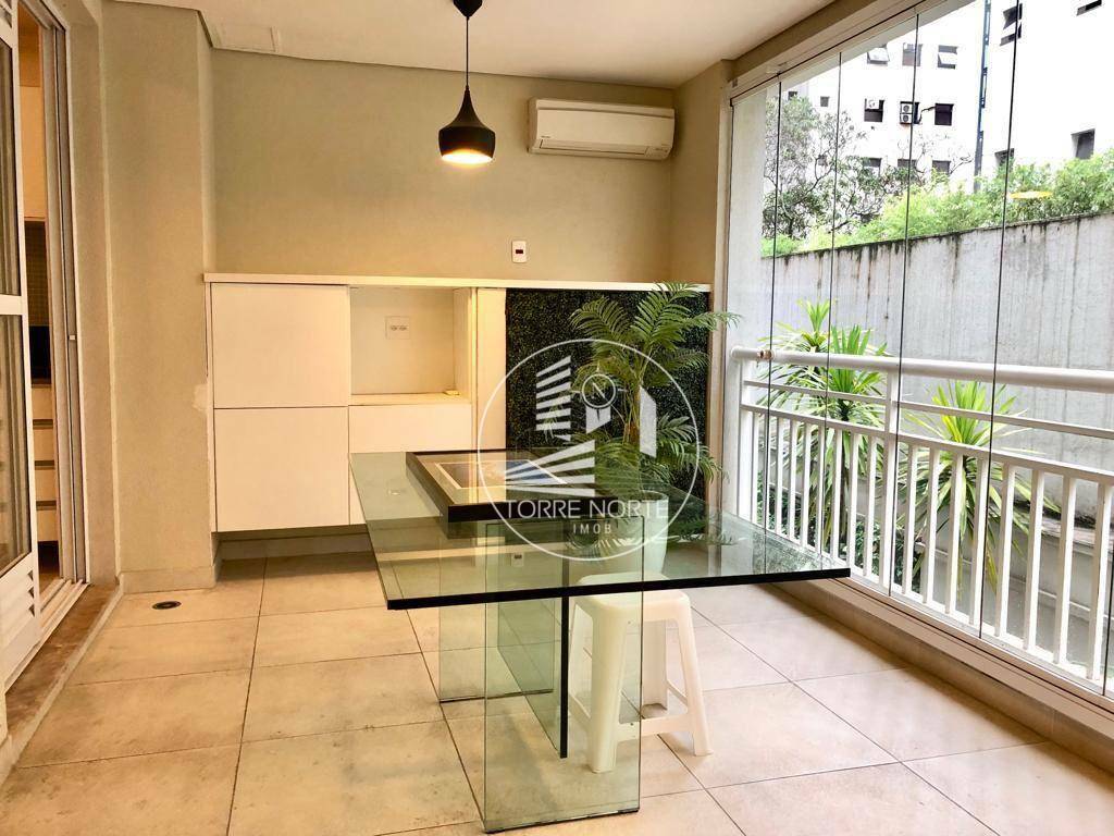 Apartamento para alugar com 2 quartos, 112m² - Foto 15