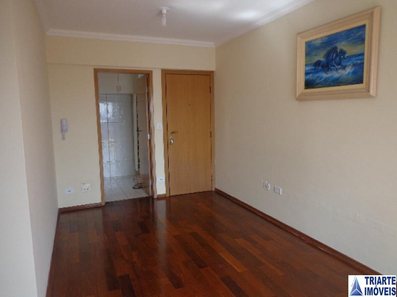 Apartamento à venda com 2 quartos, 62m² - Foto 2