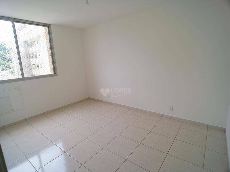 Apartamento à venda com 2 quartos, 73m² - Foto 3