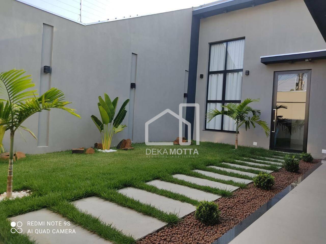 Casa de Condomínio à venda com 3 quartos, 200m² - Foto 1