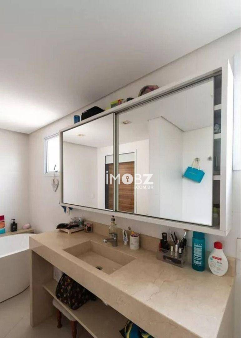 Apartamento à venda com 3 quartos, 200m² - Foto 8