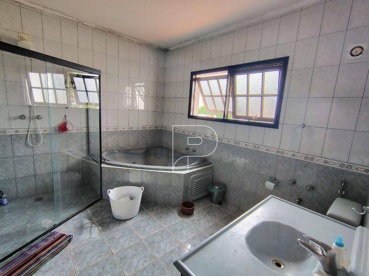 Casa de Condomínio à venda com 3 quartos, 390m² - Foto 27