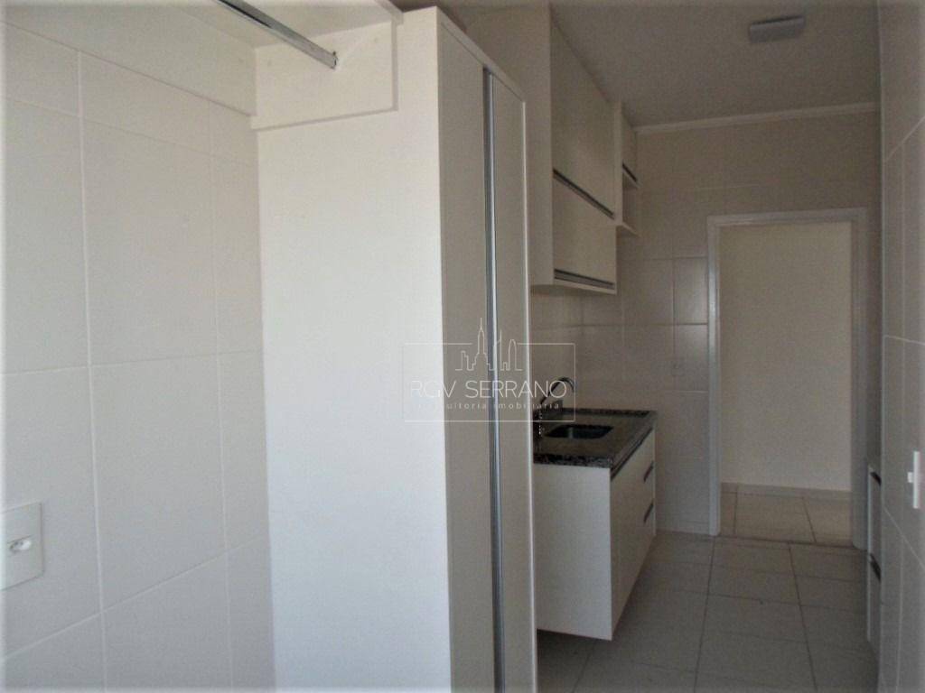 Apartamento para alugar com 2 quartos, 68m² - Foto 6