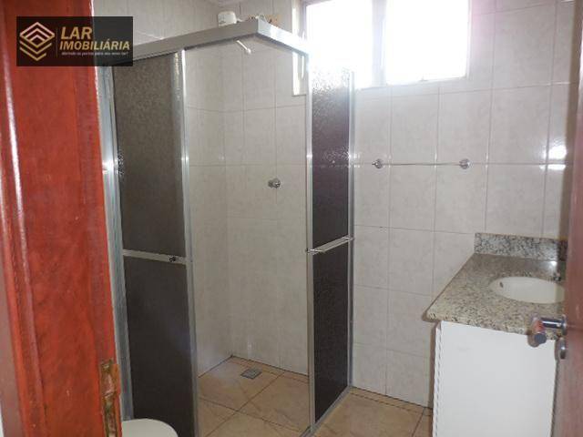 Apartamento à venda com 2 quartos, 72m² - Foto 9