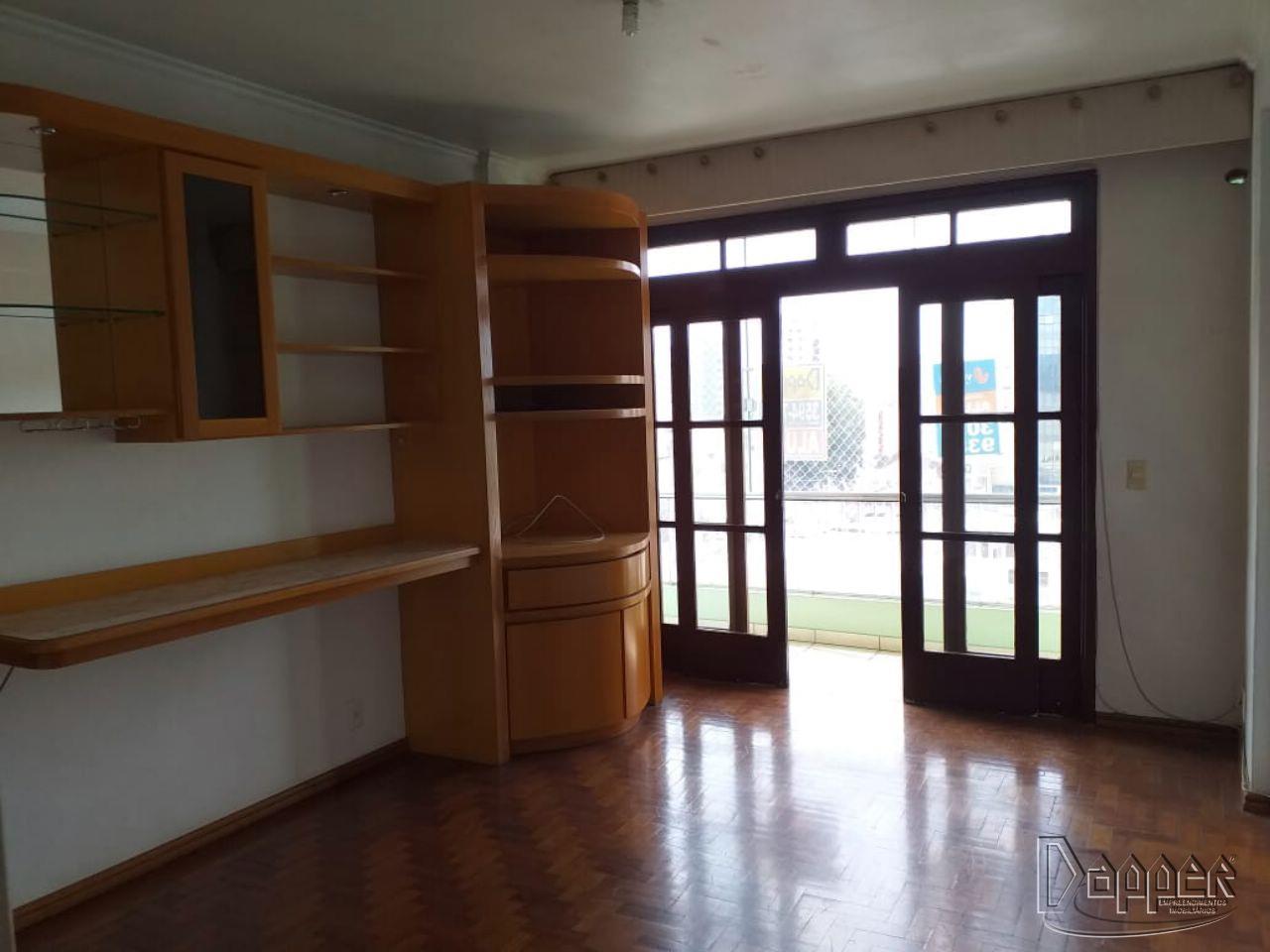 Apartamento à venda com 2 quartos, 75m² - Foto 3