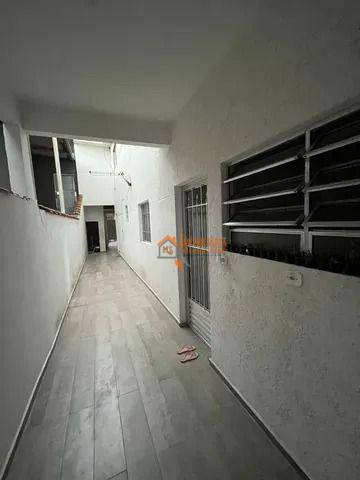 Sobrado à venda com 4 quartos, 200m² - Foto 14