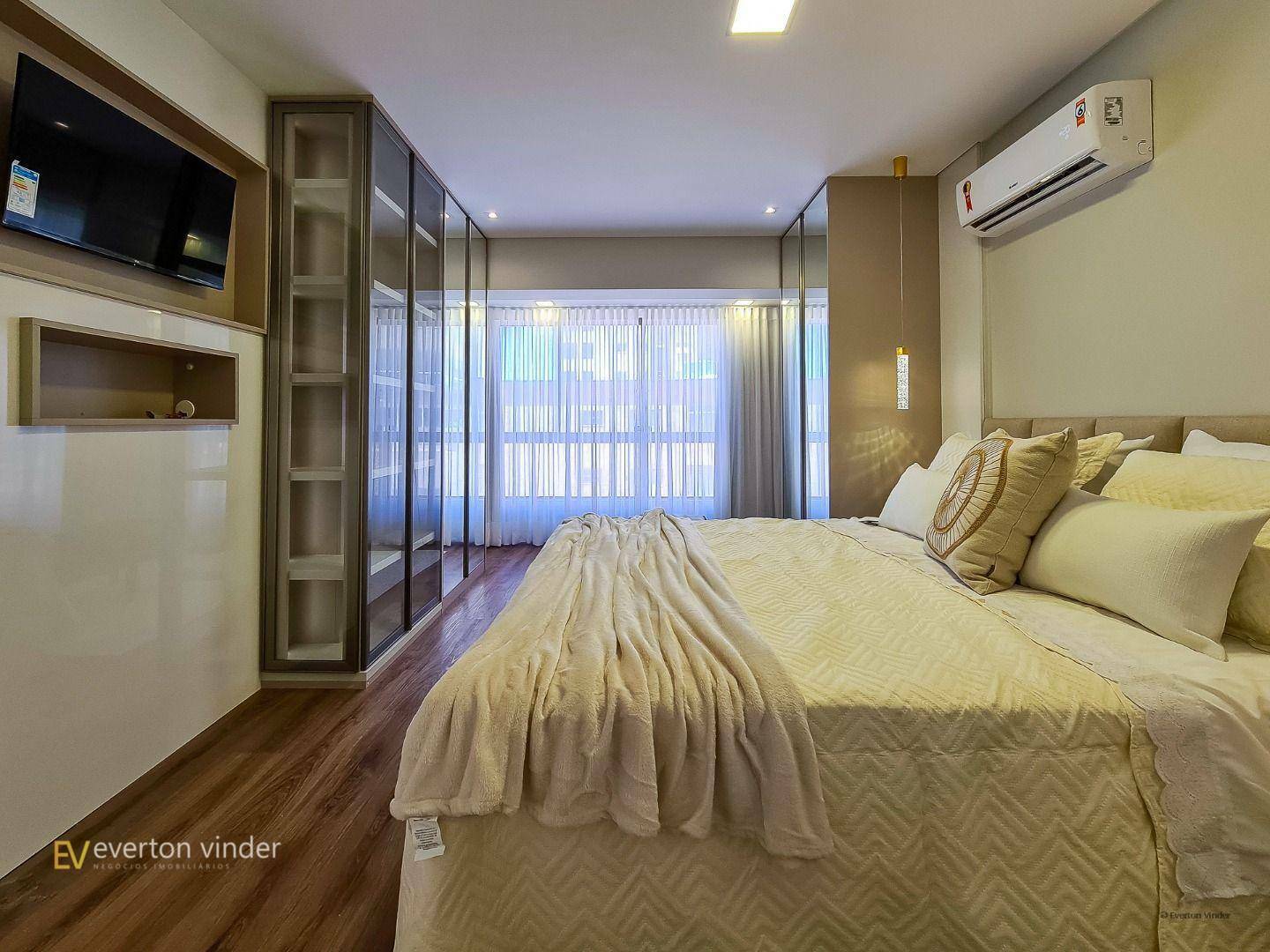 Apartamento à venda com 3 quartos, 165m² - Foto 8