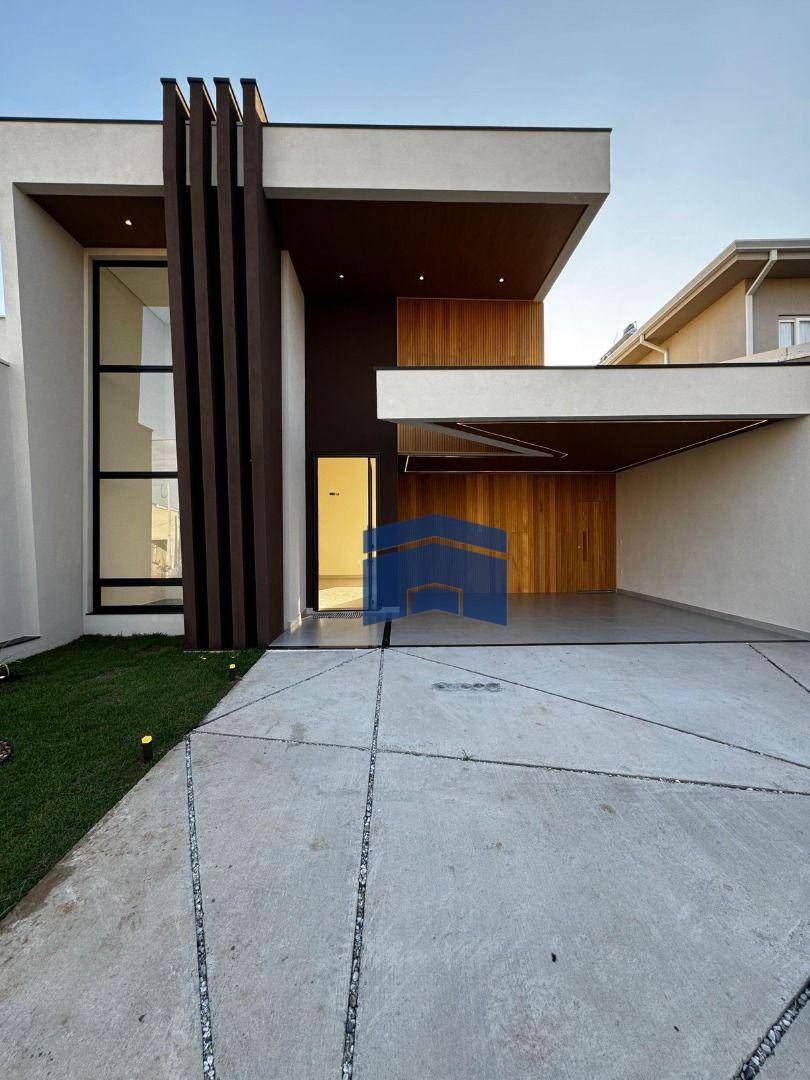 Casa de Condomínio à venda com 3 quartos, 195m² - Foto 1