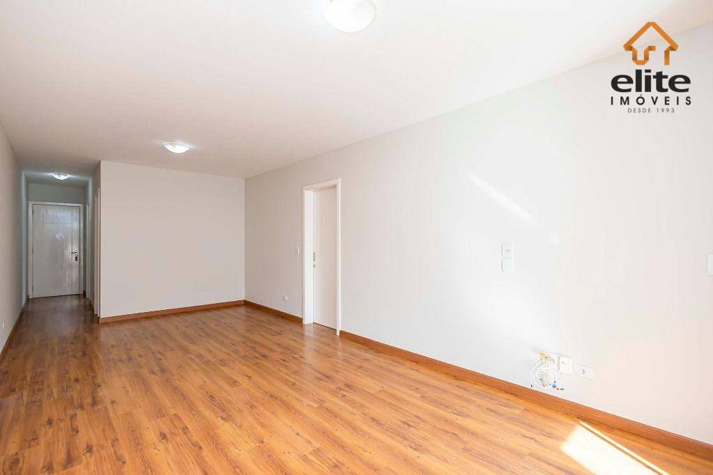 Apartamento para alugar com 3 quartos, 151m² - Foto 19