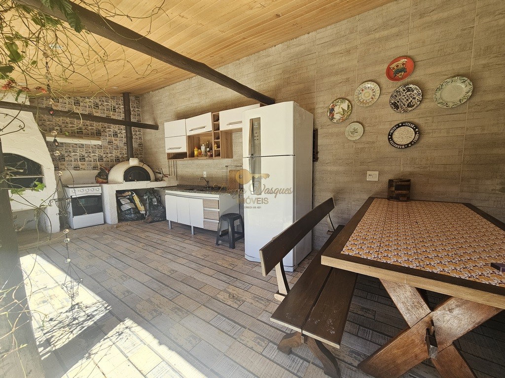 Casa à venda com 5 quartos, 271m² - Foto 7