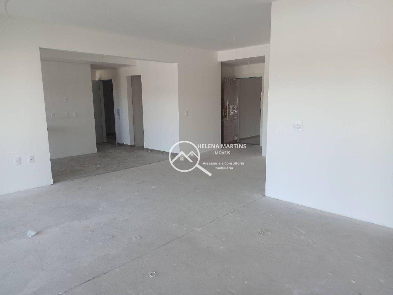 Apartamento à venda com 3 quartos, 141m² - Foto 1