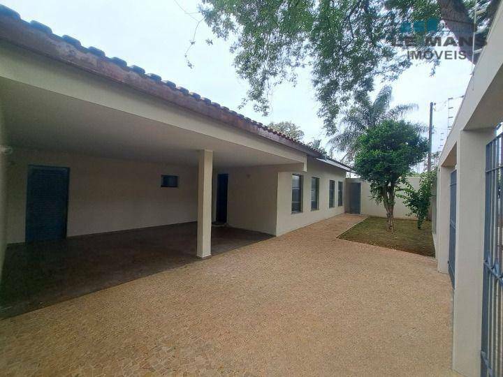 Casa para alugar com 2 quartos, 168m² - Foto 4