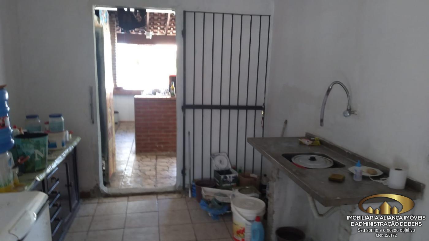 Casa à venda com 3 quartos, 250m² - Foto 28