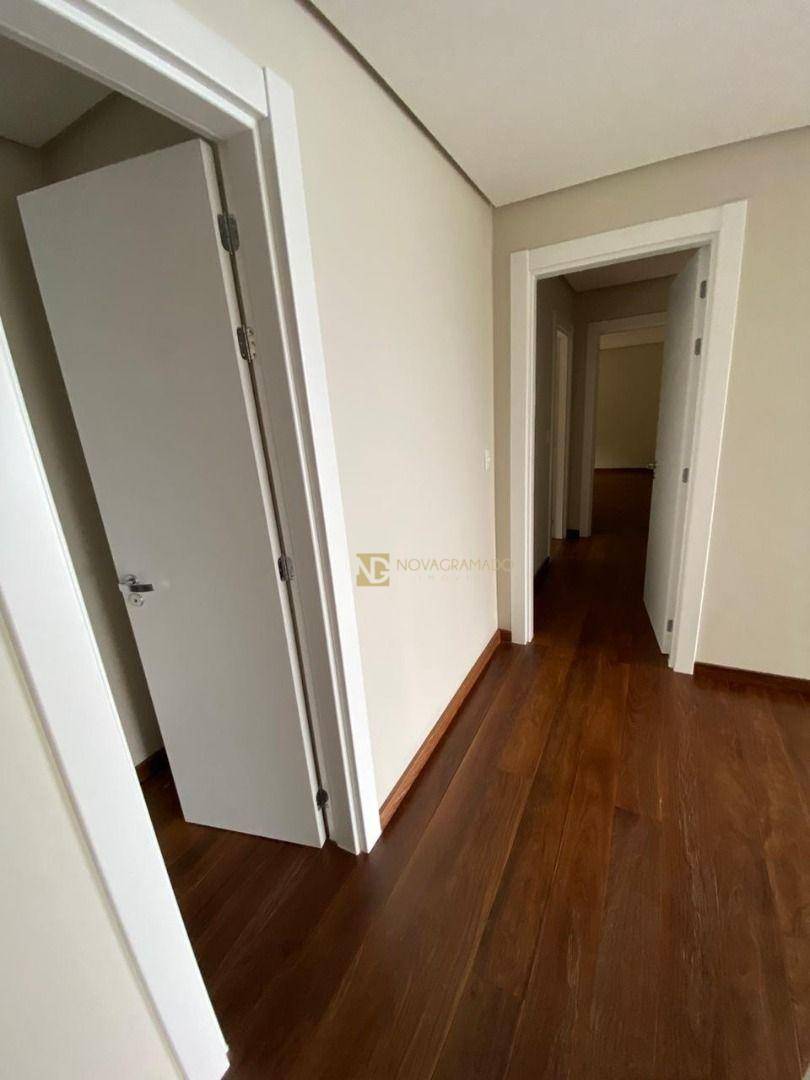 Apartamento à venda com 3 quartos, 172m² - Foto 11