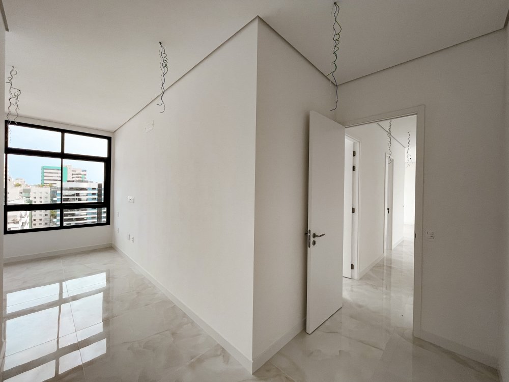 Apartamento à venda com 3 quartos, 164m² - Foto 11