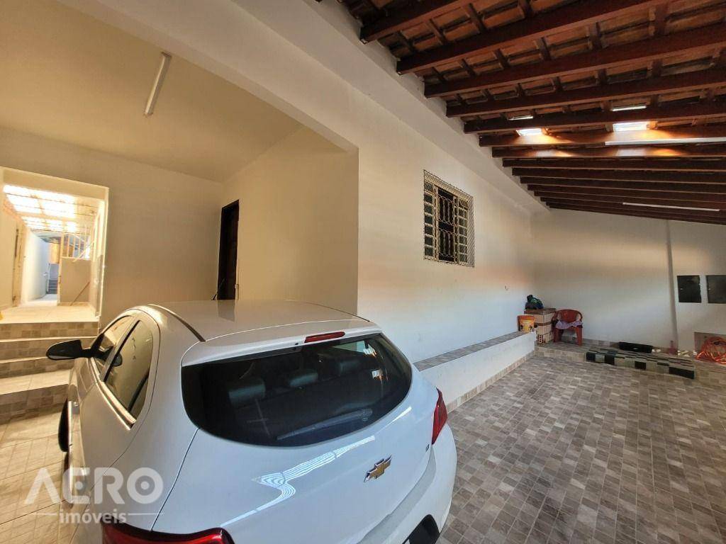 Casa à venda com 2 quartos, 126m² - Foto 4