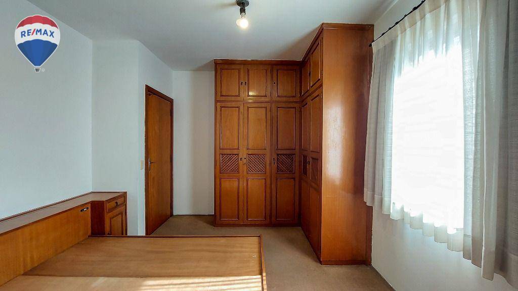 Apartamento para alugar com 3 quartos, 120m² - Foto 8