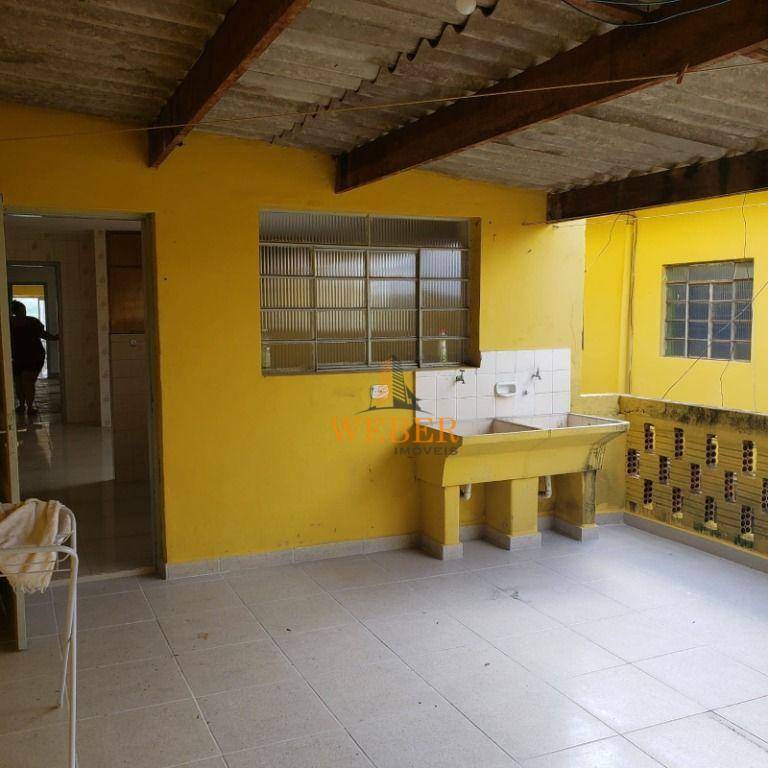 Casa à venda com 3 quartos, 200m² - Foto 21