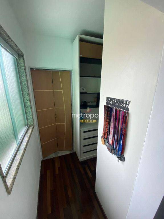 Sobrado à venda com 3 quartos, 252m² - Foto 23