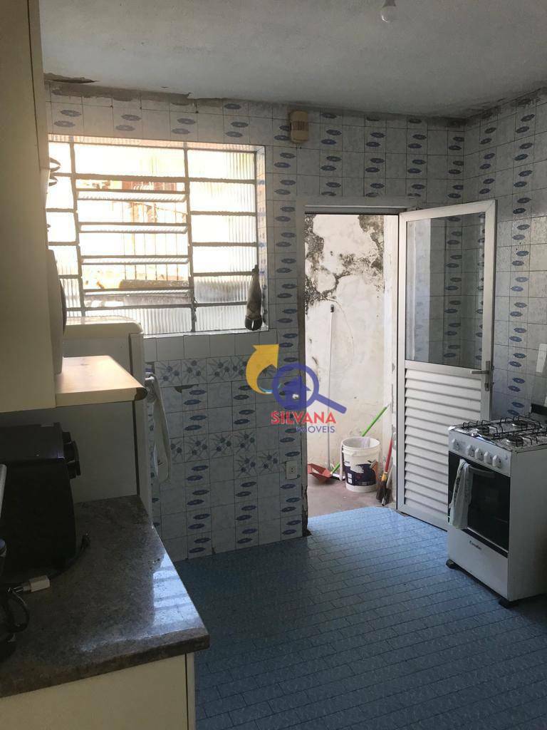 Casa à venda e aluguel com 3 quartos, 143m² - Foto 28