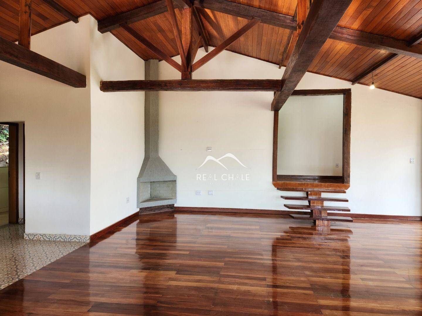 Casa de Condomínio à venda com 4 quartos, 300m² - Foto 18