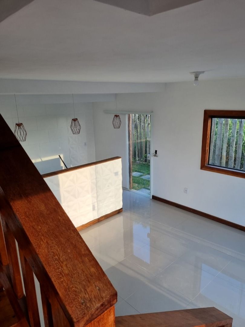 Casa à venda com 3 quartos, 108m² - Foto 14