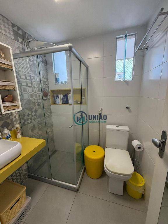 Apartamento à venda com 2 quartos, 75m² - Foto 29